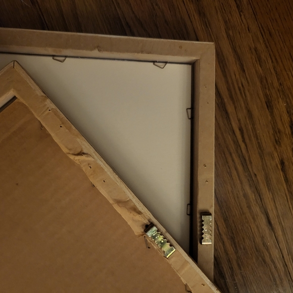 Framed Pair Art prints,11"x 12 3/4", natural 3/4"wood frame matted in soft green - Picture 4 of 5